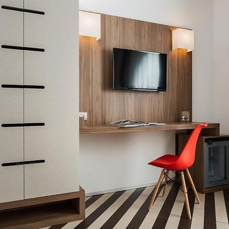 Dan Hotel Ричоне Екстериор снимка