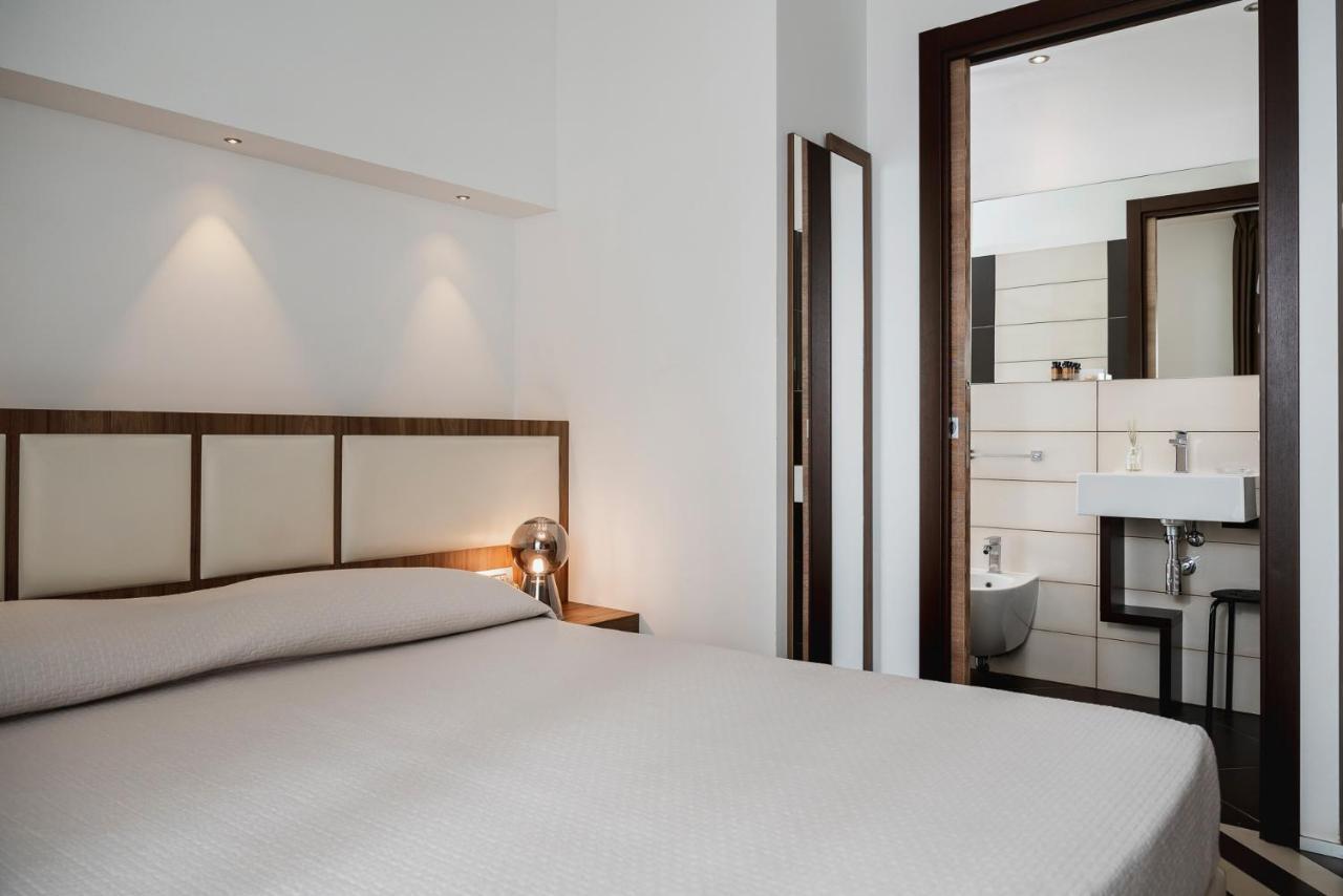 Dan Hotel Ричоне Екстериор снимка