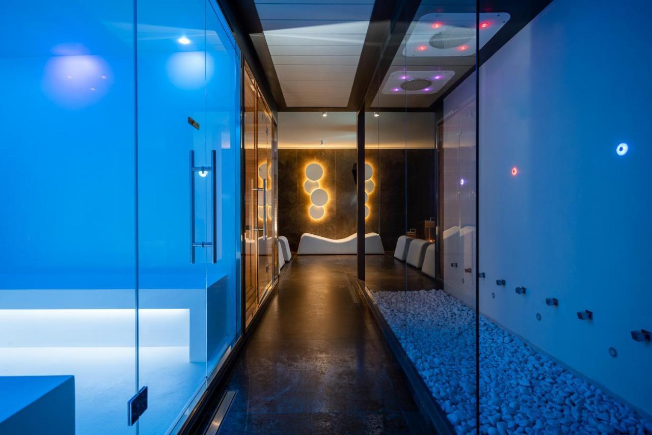 Dan Hotel Ричоне Екстериор снимка