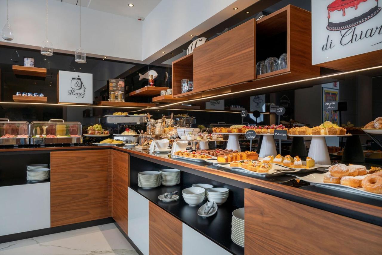 Dan Hotel Ричоне Екстериор снимка